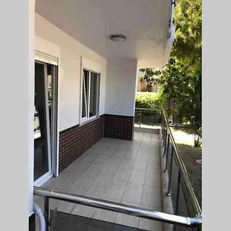 Dunyaca Unlu Konyaalti Plajina 150mt Uzaklikta 1+1 شقة